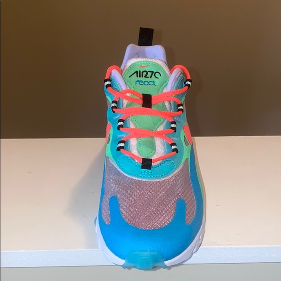 Nike Air Max 270 React “Psychedelic Movement” - Picture 2 of 8